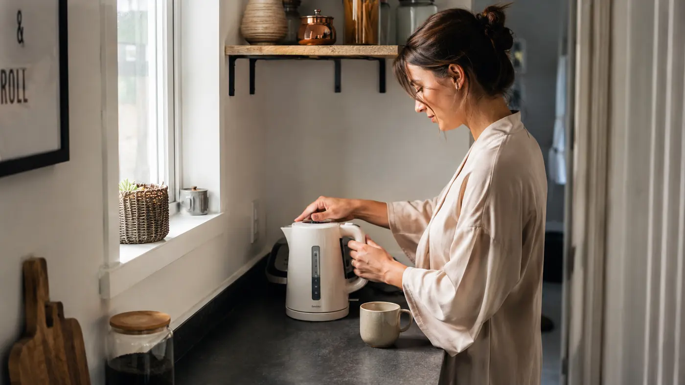 Hamilton Beach Electric Kettle Review: What 6 Months of Daily Use Actually Looks Like